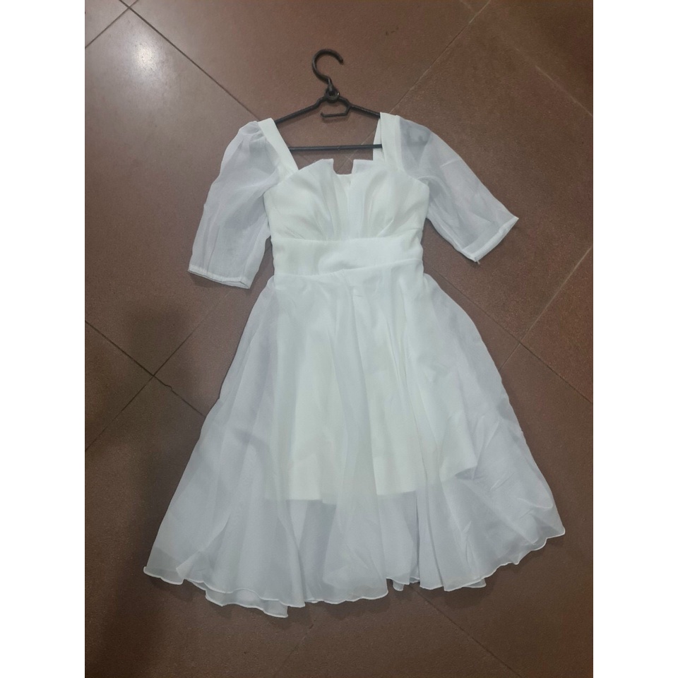 Váy công chúa cổ vuông tay lỡ siêu xinh