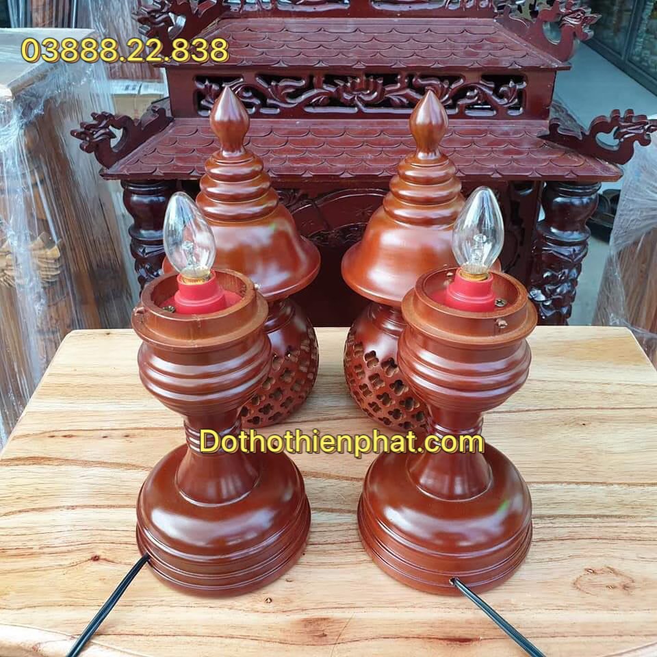 CẶP ĐÈN THỜ GỖ XÀ CỪ LOẠI 1 MẪU MỚI RẤT ĐẸP