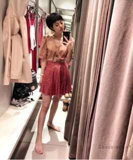 Áo zara xẻ cổ V