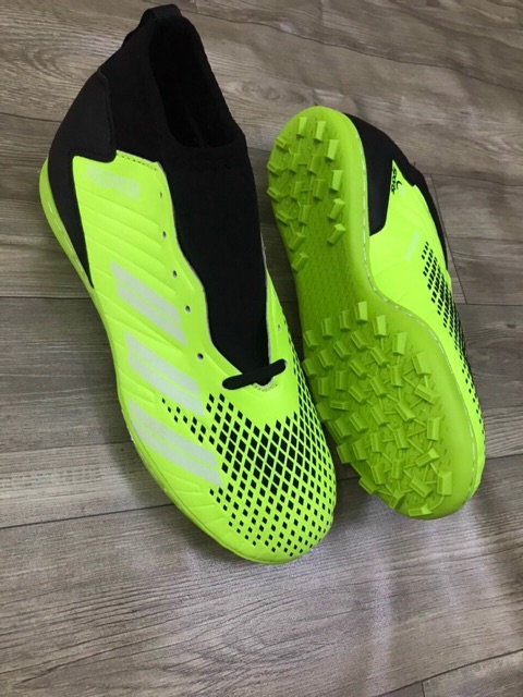 Giầy predato xịn sò