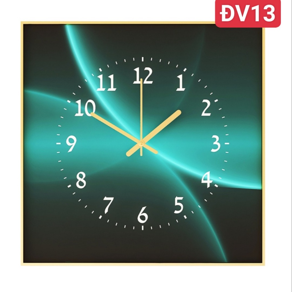 Đồng hồ treo tường VUADECOR hình vuông tráng gương kim trôi cao cấp (Tặng pin và đinh treo)