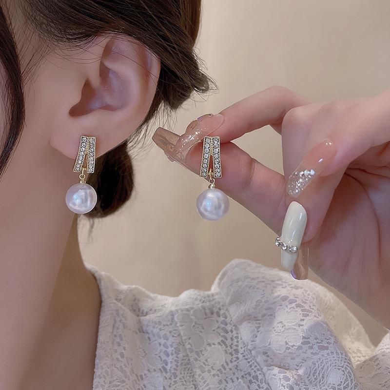 Bông Tai Ngọc Trai Kim Cương Thời Trang Đơn Giản