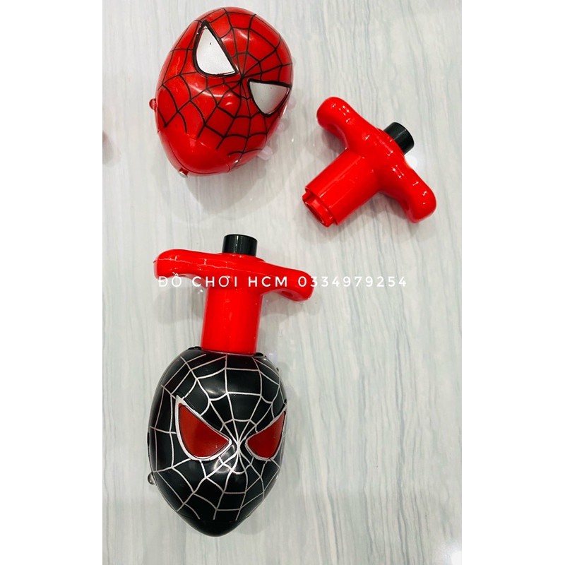 [CÓ ĐÈN NHẠC] Đồ chơi trẻ em cù quay siêu nhân nhện spider man dành cho bé thích cù banh quay cót xoay, nhấn cót 8832