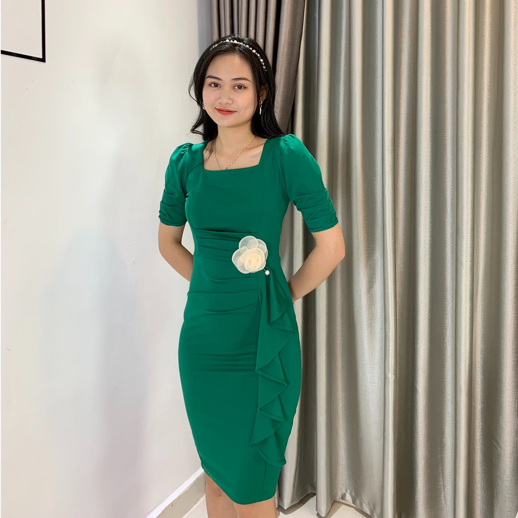 [Mã WAST99 hoàn 12k xu đơn 99k] Đầm body dáng ôm, chất umi bèo sườn đính hoa V28