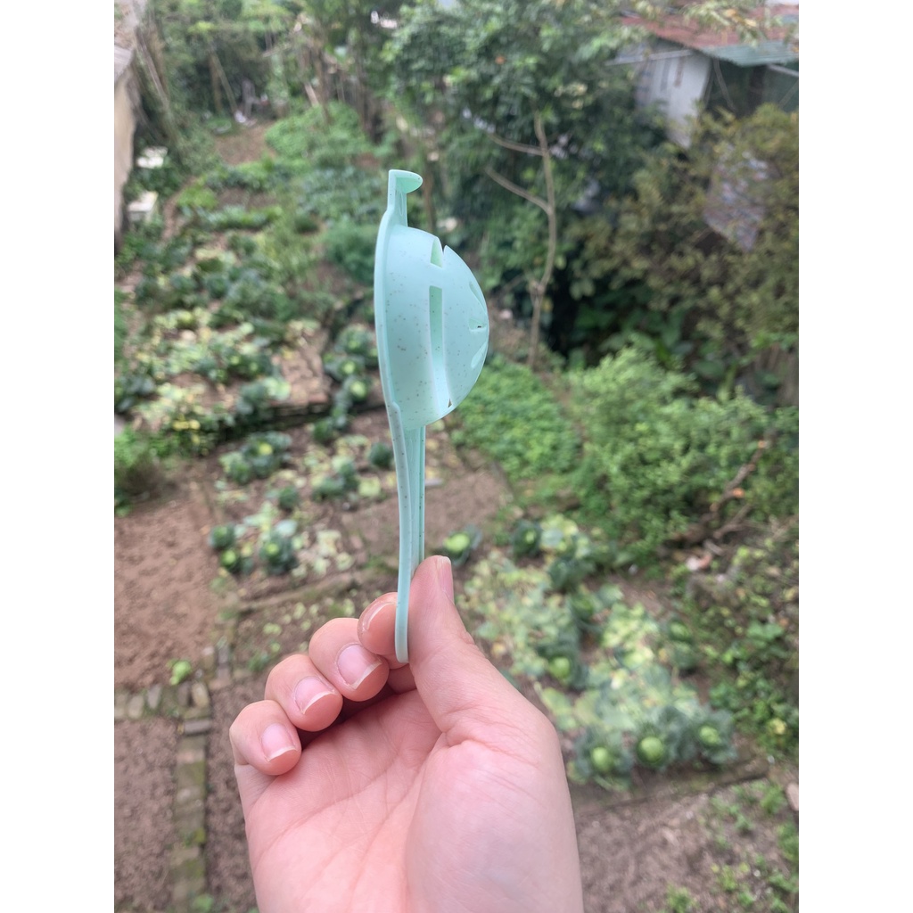 Thìa lọc trứng lúa mạch