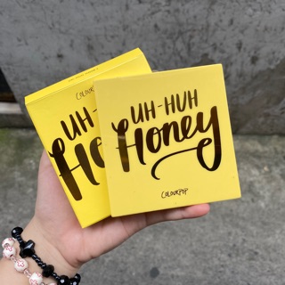 BẢNG PHẤN MẮT COLOURPOP UH-HUH HONEY.