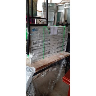 Chân bàn gấp gọn. Mới 100%