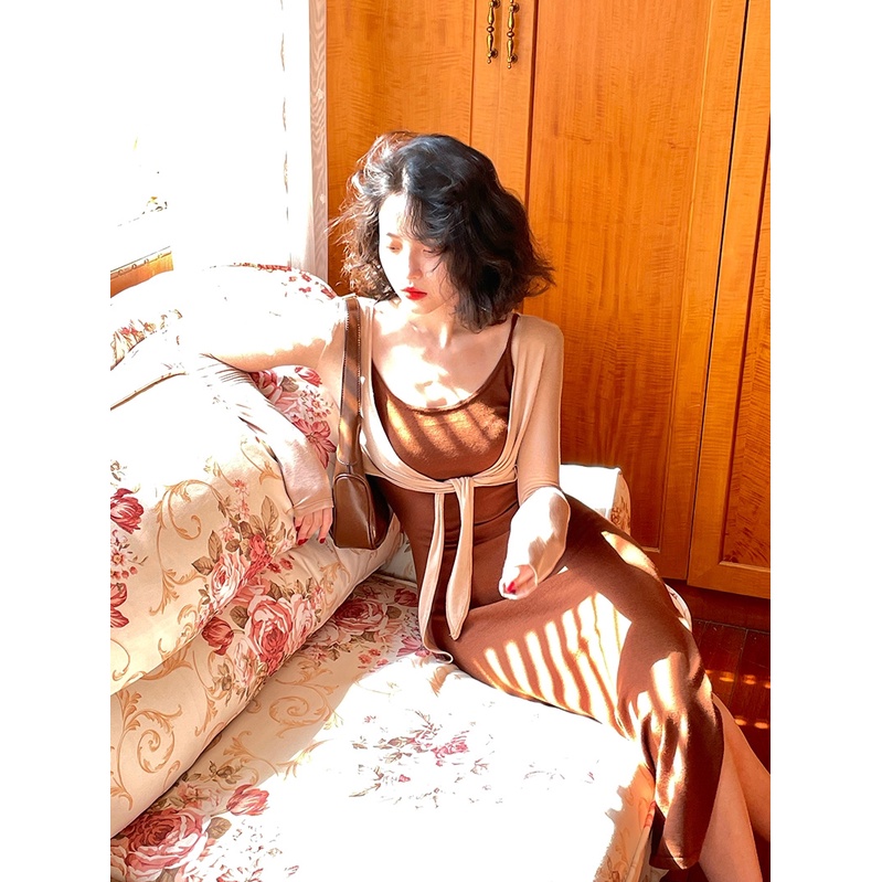 Set Áo Khoác Mỏng + Váy 2 Dây Body Xẻ Hông Sling Dress Style Retro Cho Nữ