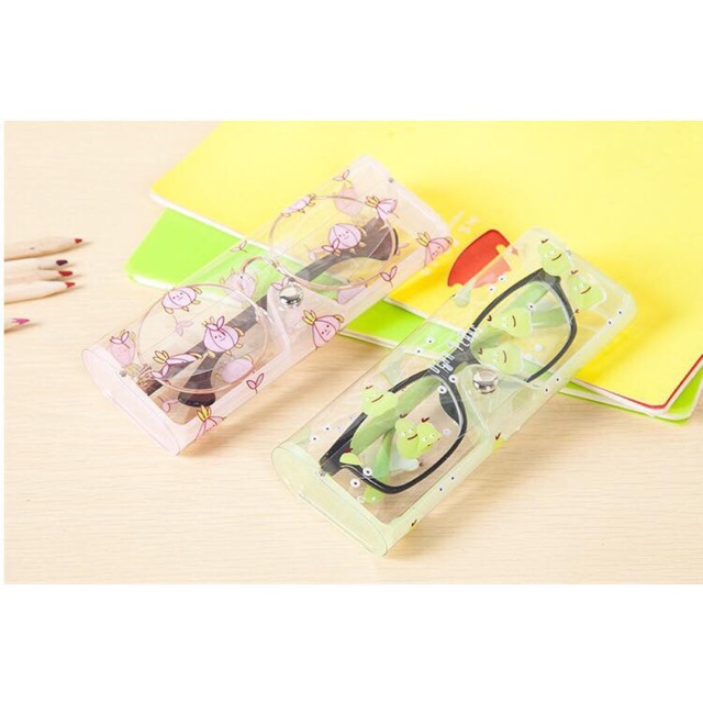 HỘP ĐỰNG KÍNH TRONG