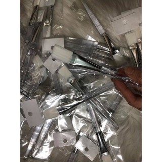 Cọ đắp mặt nạ