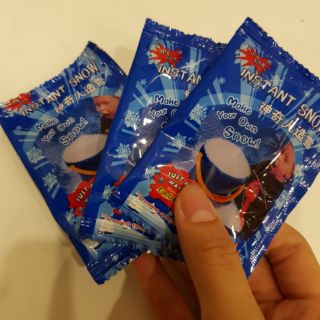 Tuyết nhân tạo gói xanh