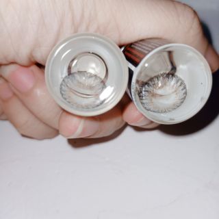 Lens xám. Chọn mẫu inbox