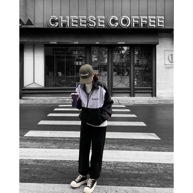 Áo Khoác Dù INSANE l WindBreaker B/W Jacket