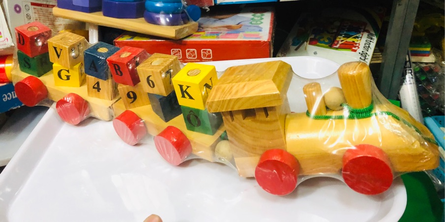 Tàu số và chữ gỗ