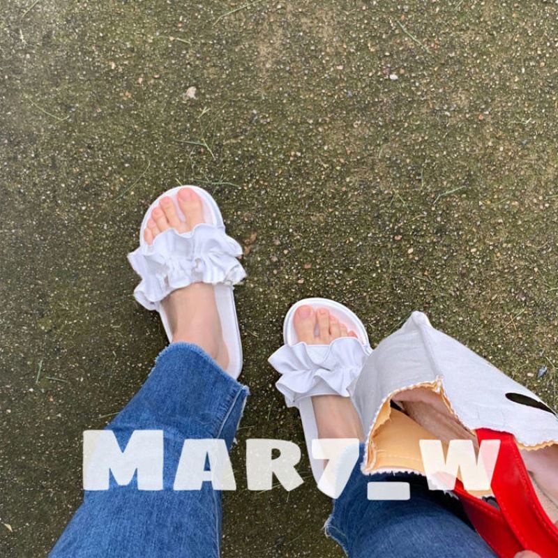 Dép Sandal Nhún Bèo Đi Trong Nhà Phong Cách Thời Trang Phương Tây