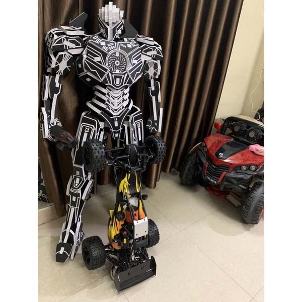 Xe điều khiển new nguyên seal Baja 5b chạy xăng pha nhớt a95 máy 2 thì nổ như xì po