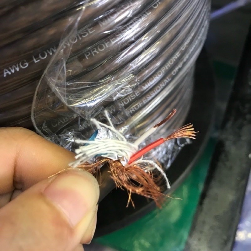 Dây tín hiệu micro nhập khẩu cuộn nguyên 100m đủ.