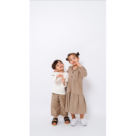 Set Đồ Đôi Điêu Khắc Tinh Tế Cho Bé Từ 1-5 Tuổi