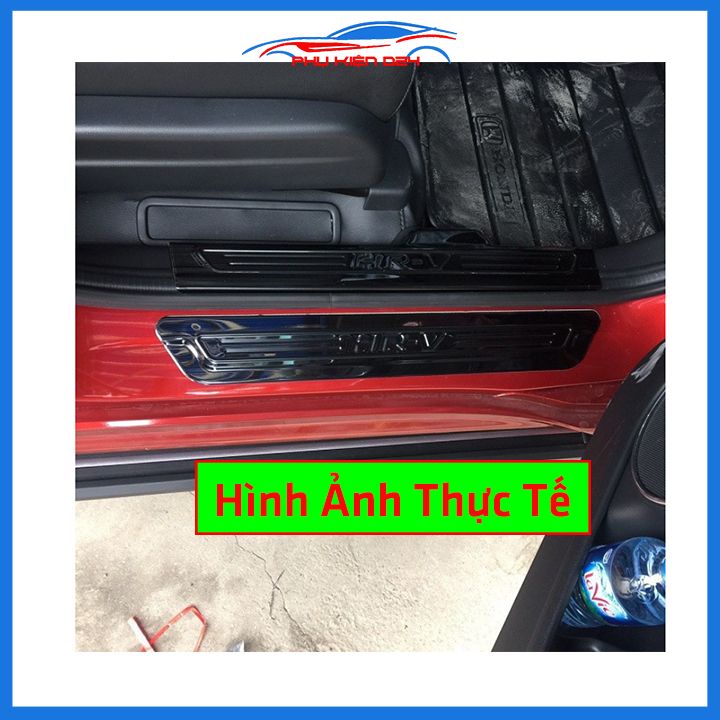 Bộ ốp bậc cửa trong ngoài nẹp bước chân HR-V 2018-2019-2020-2021 vân Titan chống trầy trang trí xe