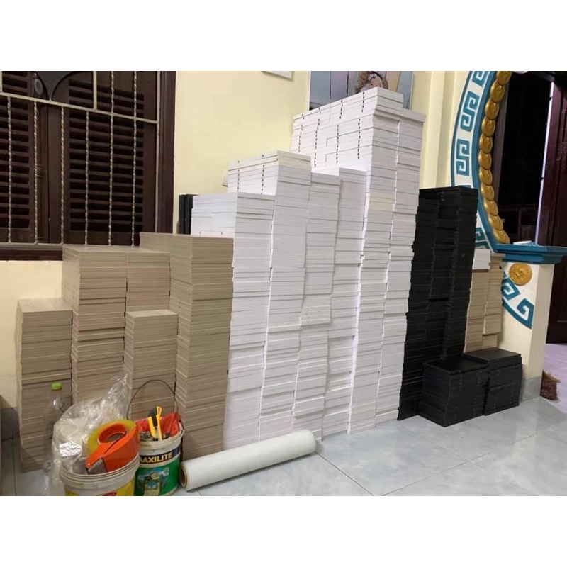 Kệ treo tường , kệ âm tường giấu chân