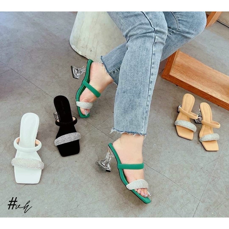 Giày gót 7cm quai bản xoàn cực sáng kết hợp gót ly xinh xắn mẫu mới nhất 2022