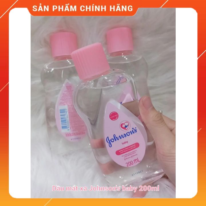 Dầu mát xa dưỡng ẩm Johnson's baby oil 200ml   Làm mềm da, bảo vệ độ ẩm tự nhiên cho da , mát xa toàn thân