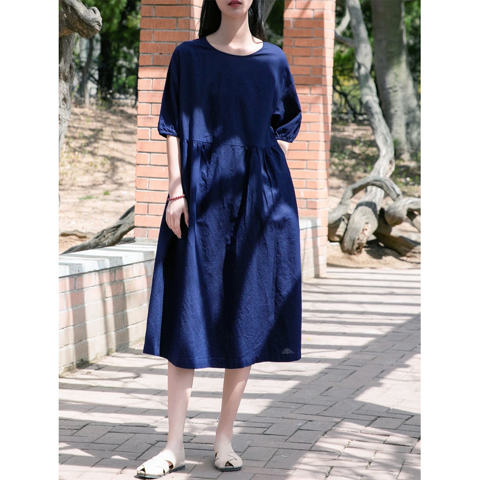 Váy linen dáng suông basic form rộng tay lỡ chun màu xanh đen Đũi Việt