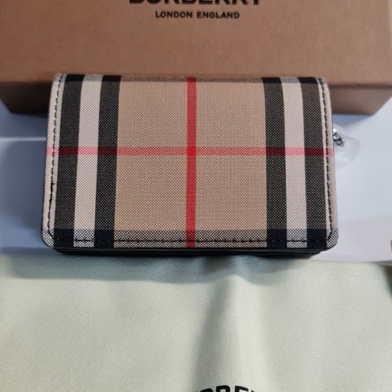 TNS-Ví card đeo chéo mini Bubery card case with chain-caro vintage