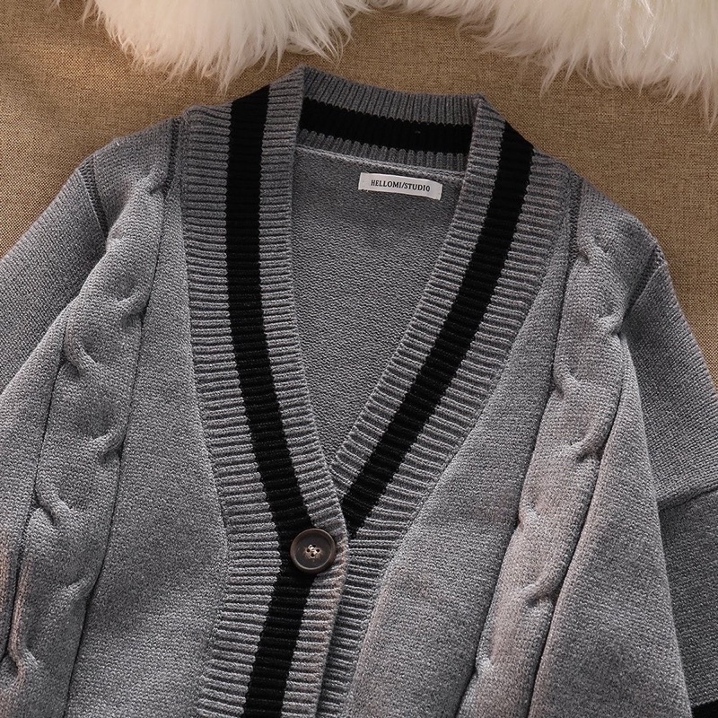 Áo khoác cardigan xám viền đen chất len dày dặn