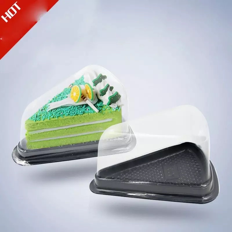 50 Hộp pet nhựa tam giác A-03 màu đen