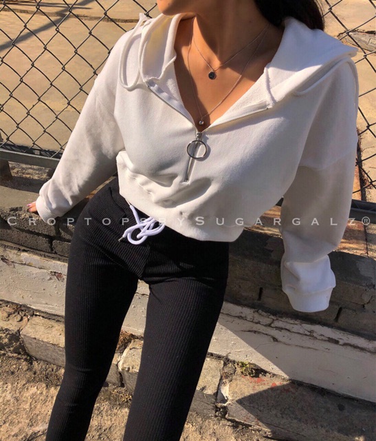 Áo croptop hoodie mũ khoá kéo vòng khuyên dáng thụng - by SugarG