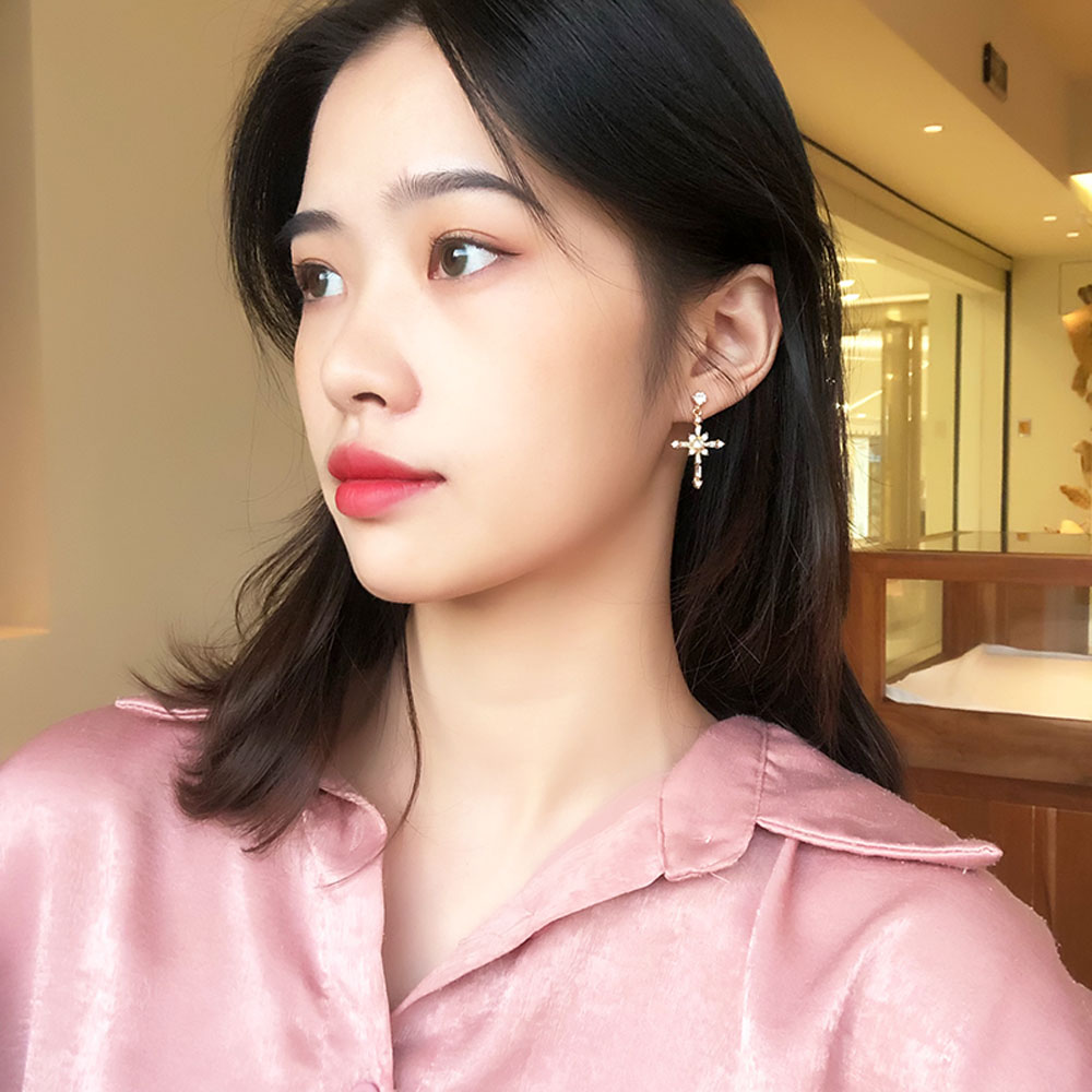 Bông Tai Nữ Đính Đá Phong Cách Tối Giản