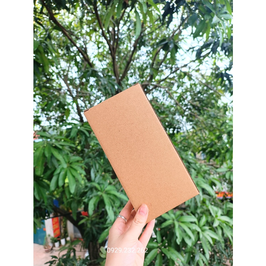 Hộp Carton đóng hàng nắp gài 2 đầu  10x4x20cm