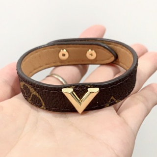 Vòng tay Vl,Lv (ảnh tự chụp hàng đẹp nét căng)