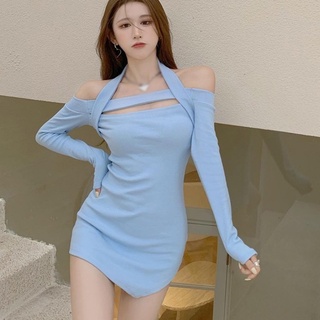 Đầm ôm body trễ vai phối dây choàng cổ tay dài