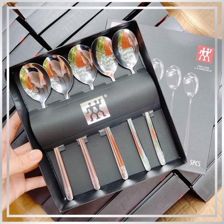 Hộp 5 thìa muỗng inox bền đẹp tiện lợi có hộp đựng kèm