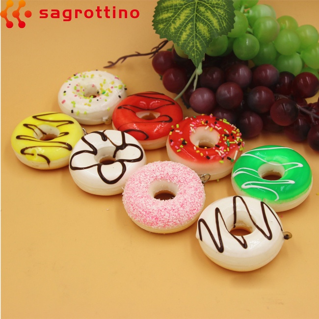 Mô hình bánh donut giả mềm nhiều màu dùng trang trí nhà cửa