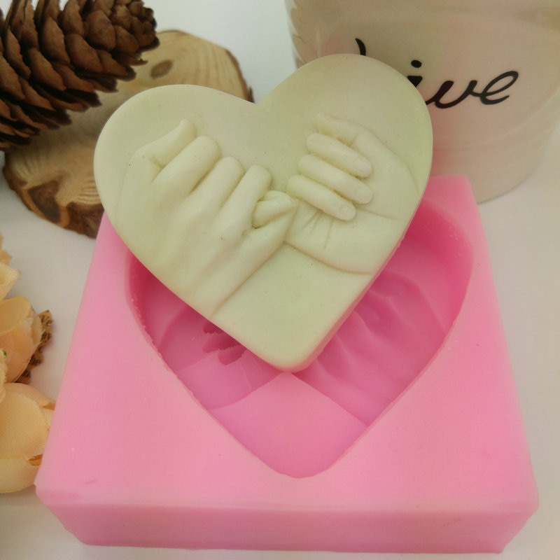 Khuôn Silicone Làm Xà Phòng Hình Trái Tim 3D K186