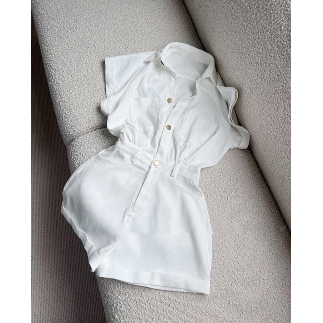 Jumpsuit sơ mi cổ bẻ dáng ngắn về 3 màu đen trắng kem