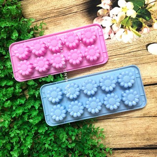 Khuôn làm đá, thạch ra câu hình 10 hoa cúc