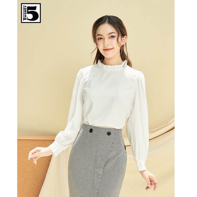 Áo sơ mi công sở nữ cổ bèo dựng tya vai bồng cúc cổ sau Twentyfive N1018