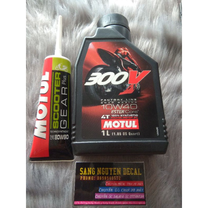 Dầu NHỚT MOTUL 300v 1L tặng nhớt hộp số