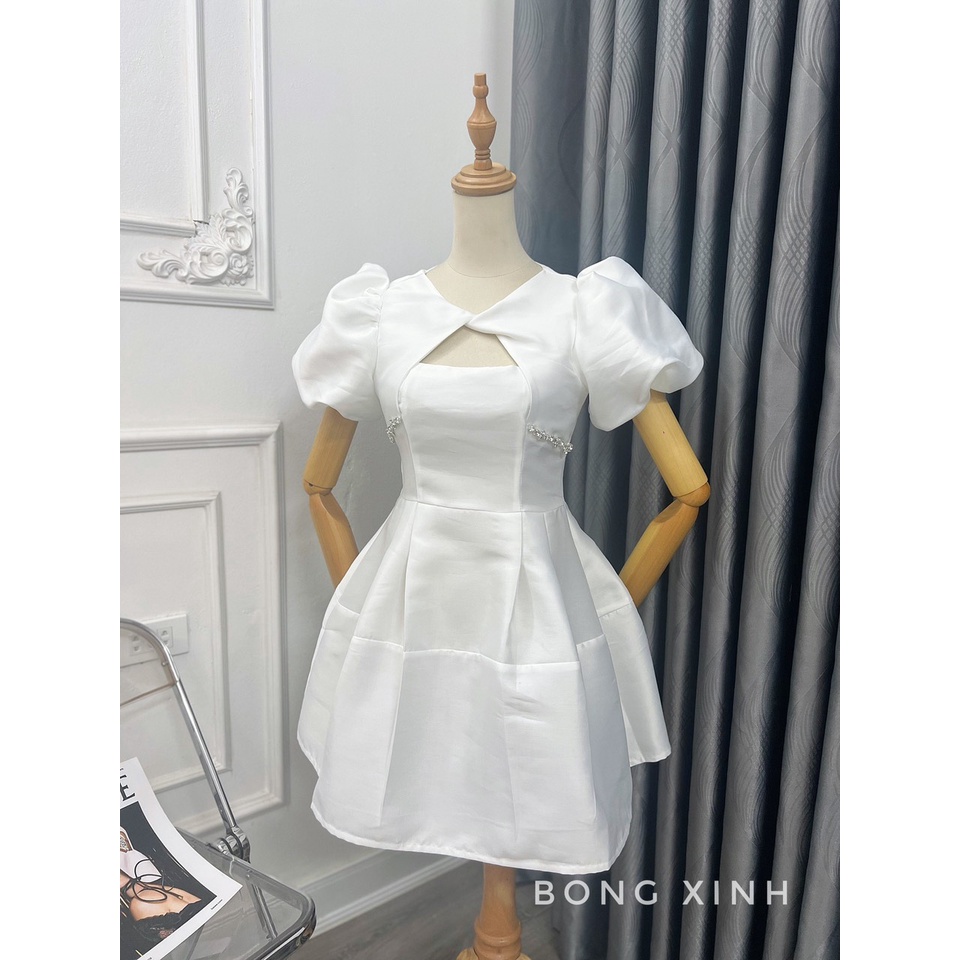 Váy tafta xoắn ngực