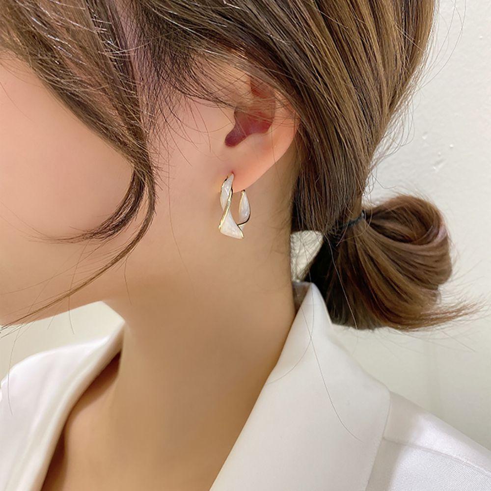 Khuyên Tai Dạng Vòng Xoắn Bằng Hợp Kim Dầu Mới Cho Nữ