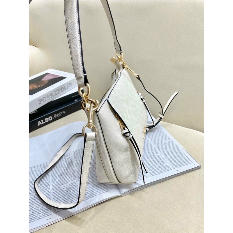 TÚI COACH MARLON 1600