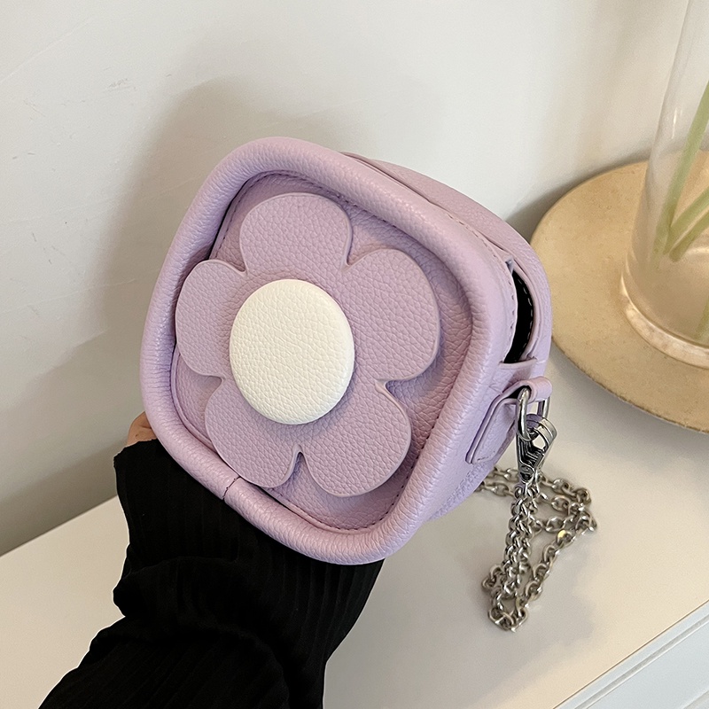 Túi Xách Mini Dáng Vuông Phối Dây Xích Thiết Kế Mới Đơn Giản Thời