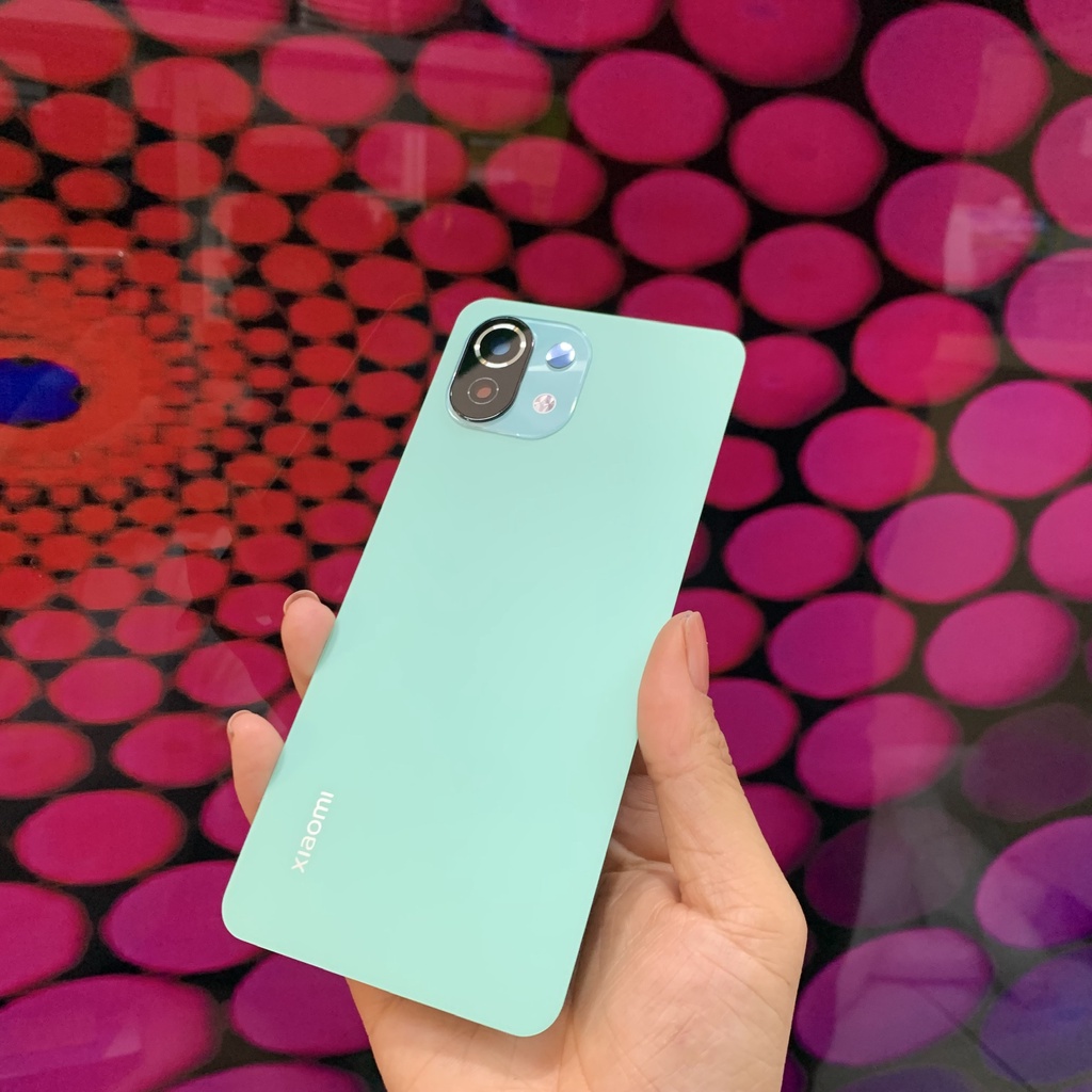 Nắp lưng Xiaomi 11 lite kèm kính camera