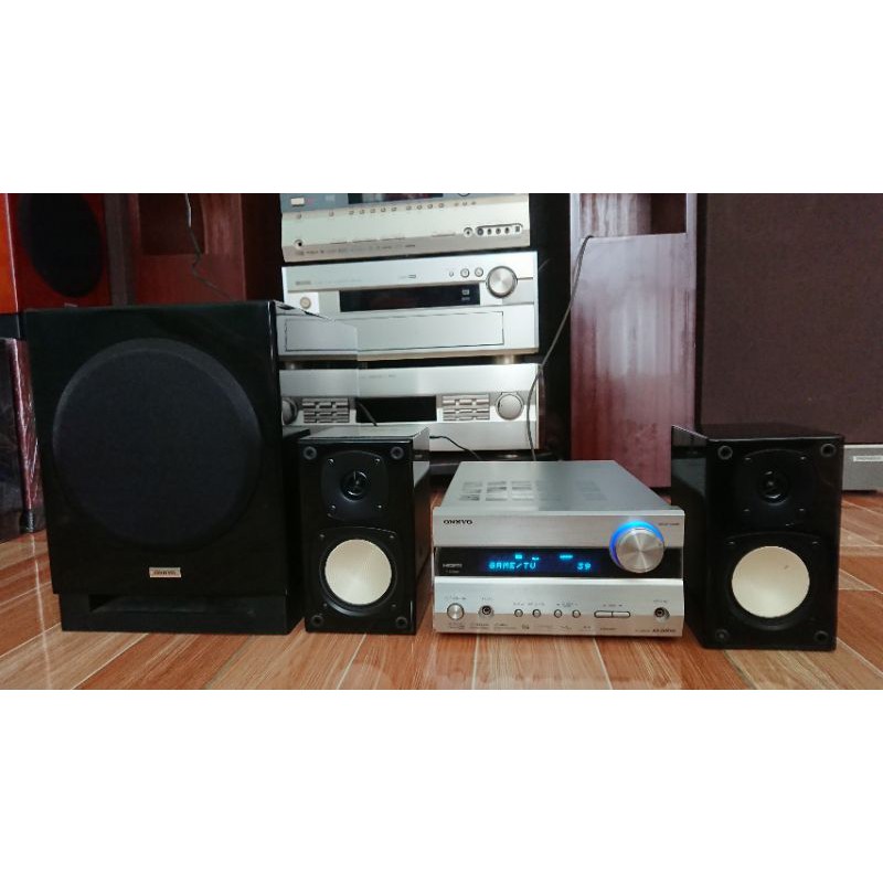 Dàn âm thanh Onkyo 2.1 mới 99%