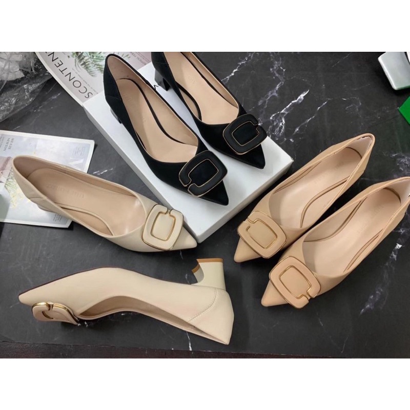 Giầy mũi nhọn nơ chữ C