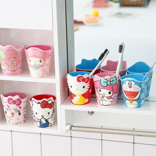 ☘️𝗡𝗘𝗪☘️ Ly nhựa 3D - ống hút Hello Kitty - Doremon Doraemon - Melody